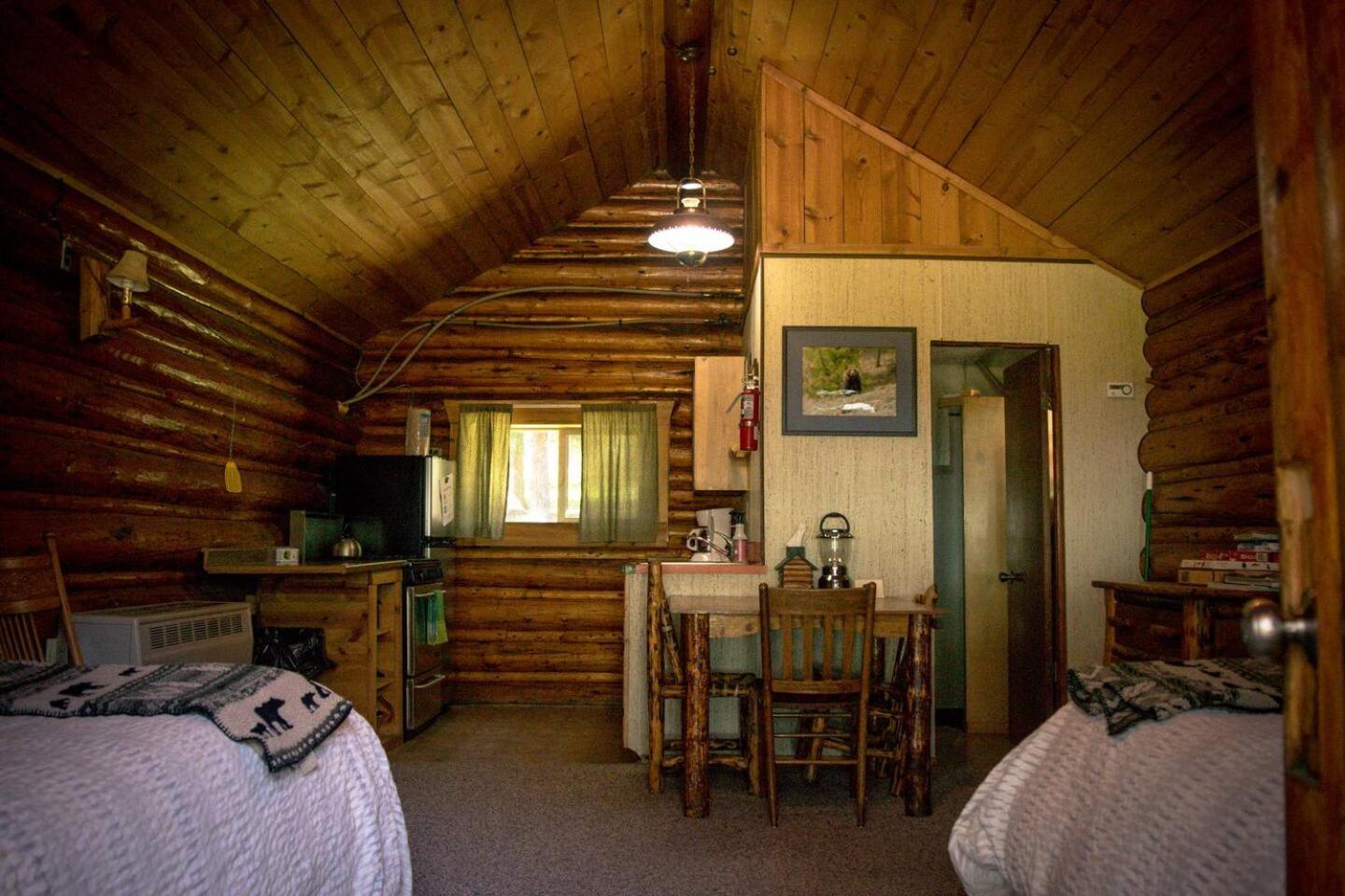 Silver Gate Lodging Cooke City Exterior photo