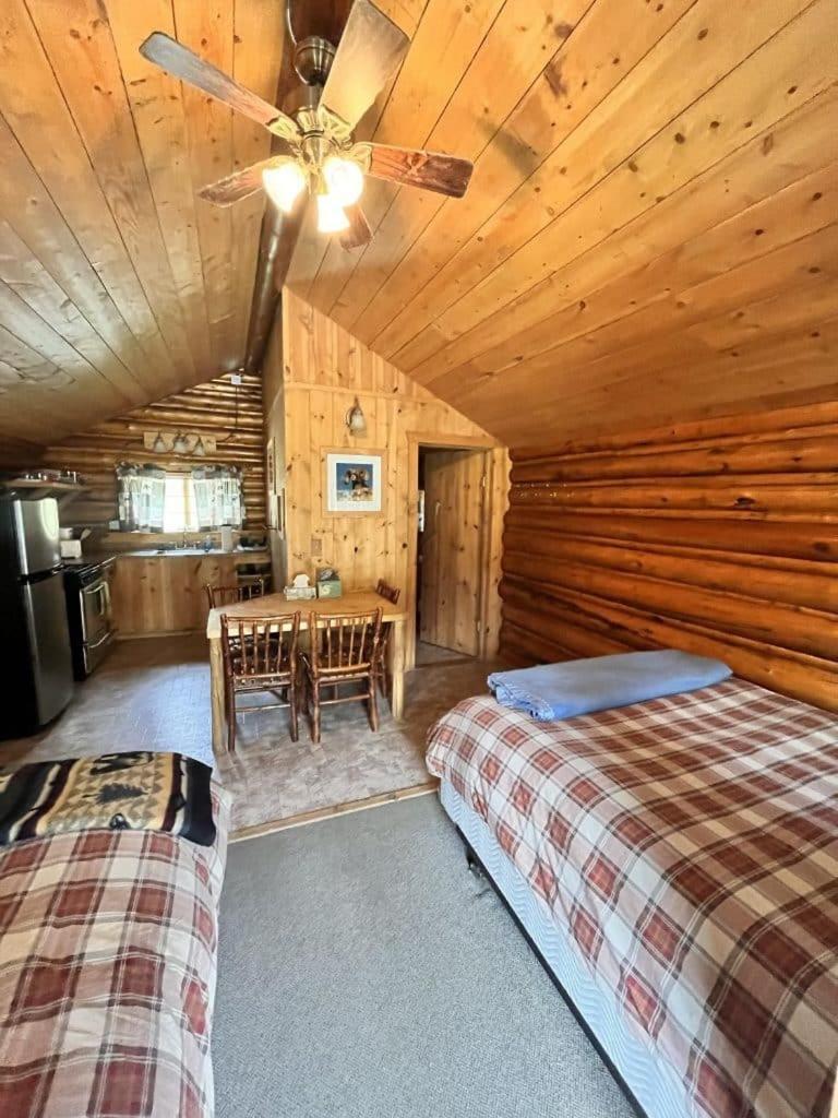 Silver Gate Lodging Cooke City Exterior photo