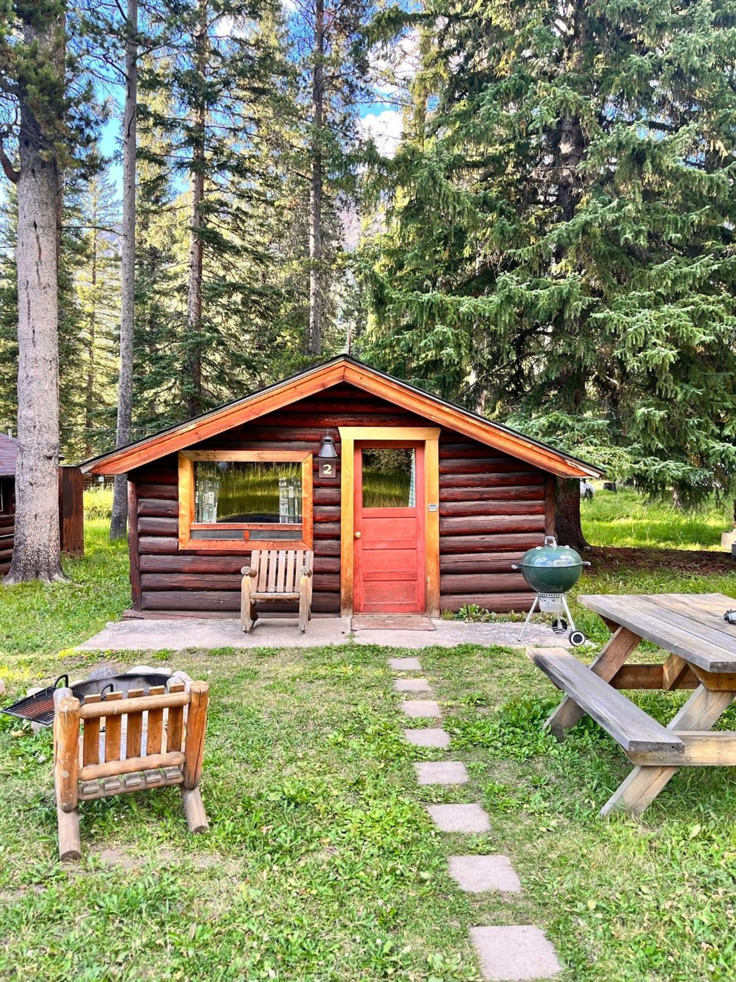 Silver Gate Lodging Cooke City Exterior photo