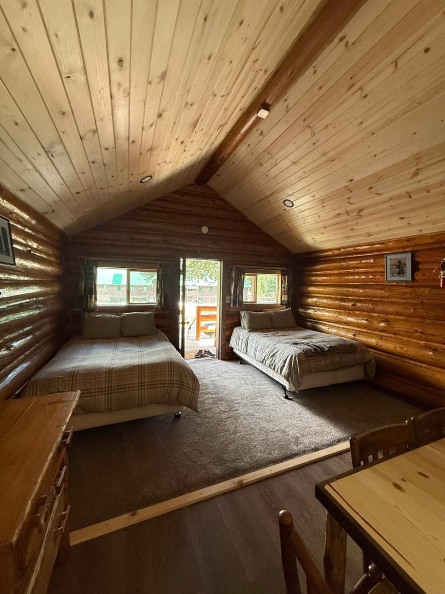 Silver Gate Lodging Cooke City Exterior photo